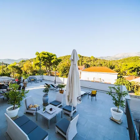 Teuta Apartamento Zrnovo