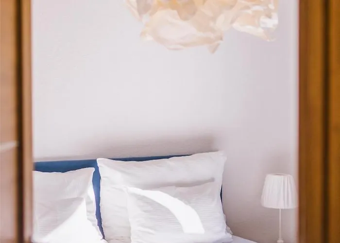 דירה Teuta Zrnovo